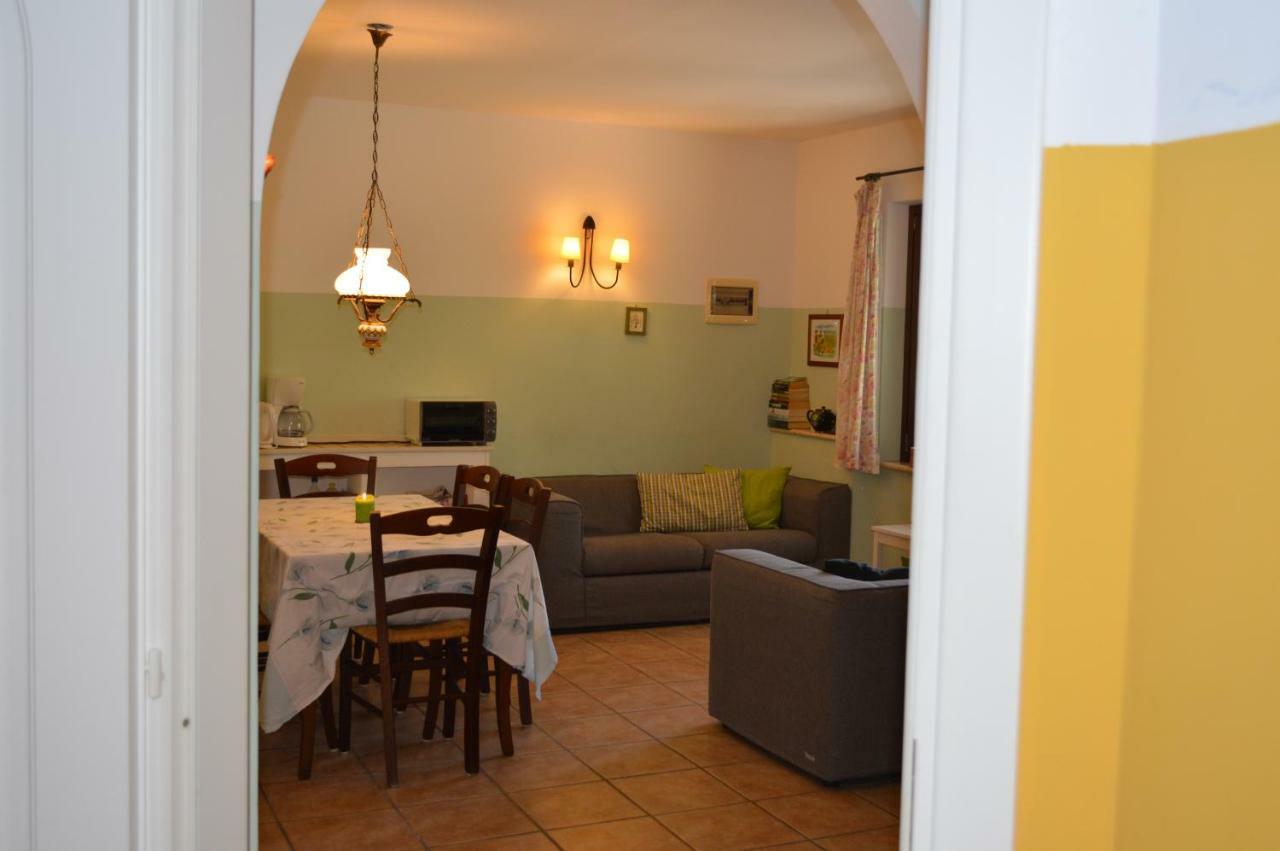 Villa Collebelvedere - Near Rome With Home Restaurant Fara in Sabina エクステリア 写真