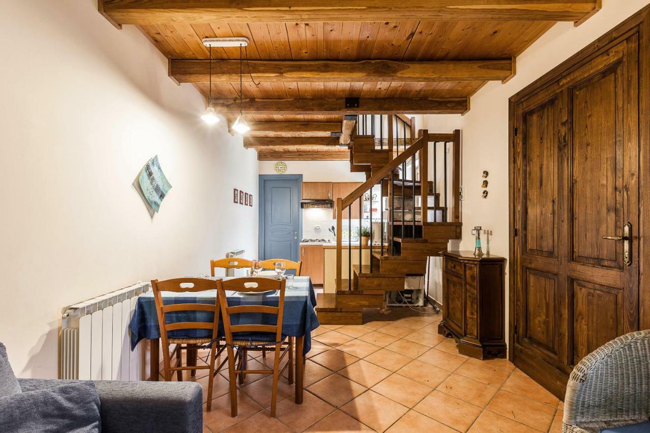 Villa Collebelvedere - Near Rome With Home Restaurant Fara in Sabina エクステリア 写真