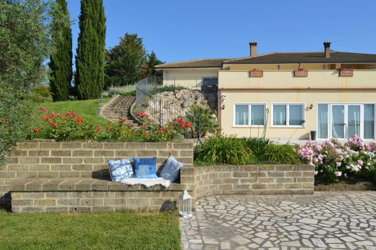 Villa Collebelvedere - Near Rome With Home Restaurant Fara in Sabina エクステリア 写真